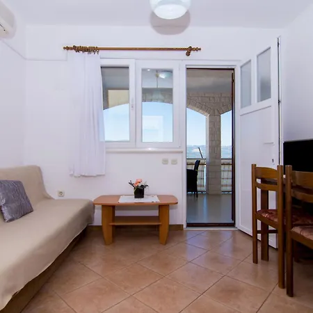 Apartment Slanada-3 By Interhome Trogir